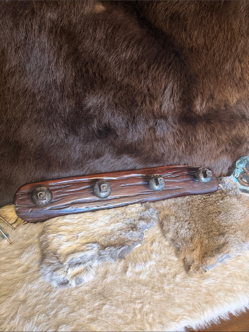 Rustic Wooden Wall Hook Rack in Brown - Home Accents (1550)
